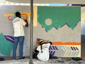 13_students_painting2