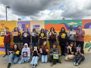17_students_with_art
