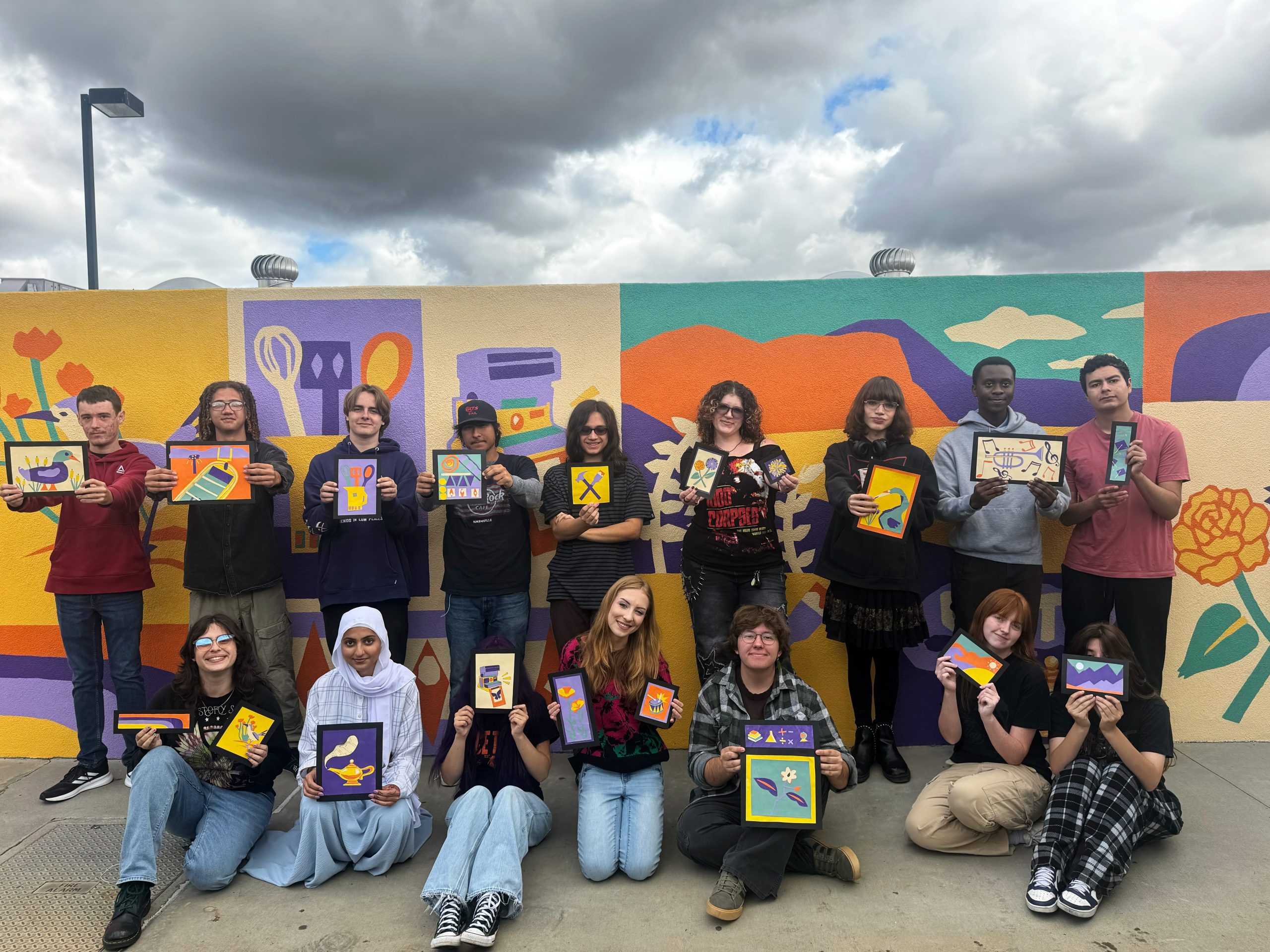 17_students_with_art